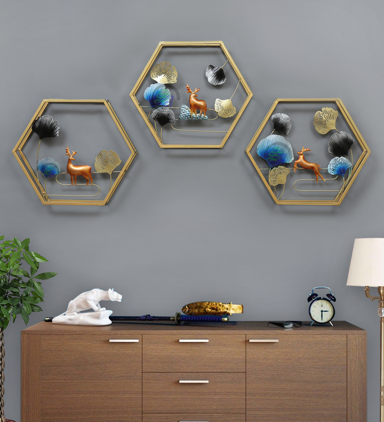 Hexagon Deer Metal Wall Décor Set - Image 3